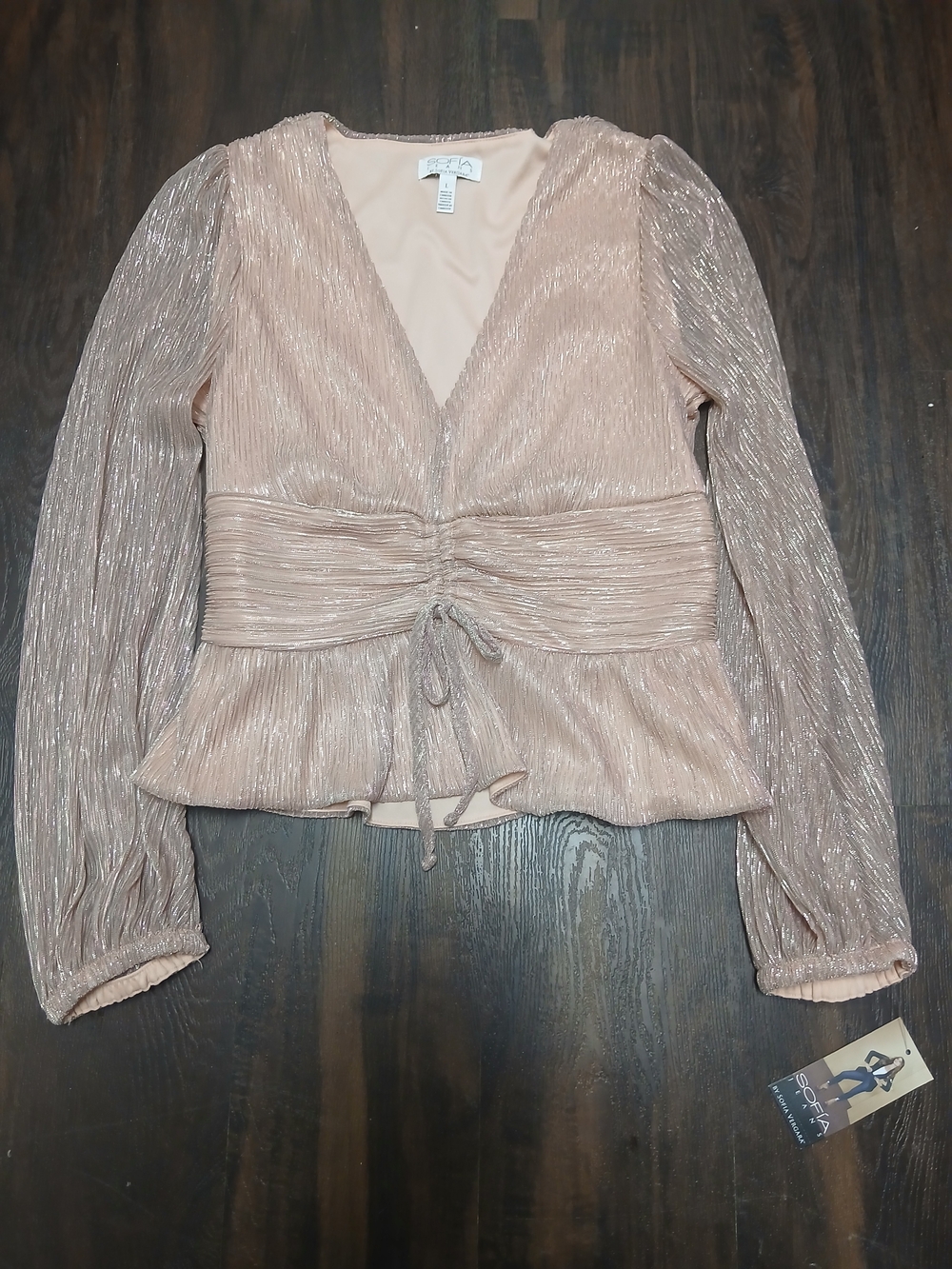 sofia by sofia vergara Metallic Blush Pink V-Neck Peplum Blouse - Picture 3 of 8